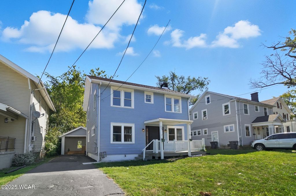 Photo of 233 S Kenilworth Avenue, Lima, OH 45805 (MLS # 308449)