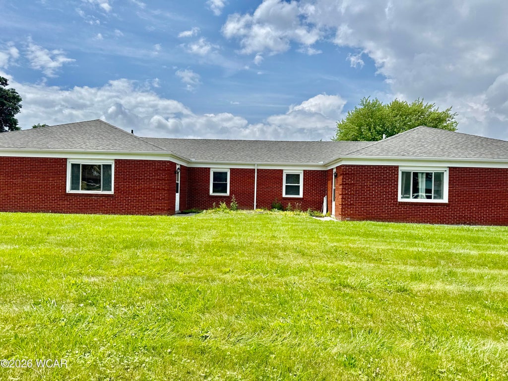 Photo of 22192221 Kimberly Drive, Lima, OH 45805 (MLS # 310513)