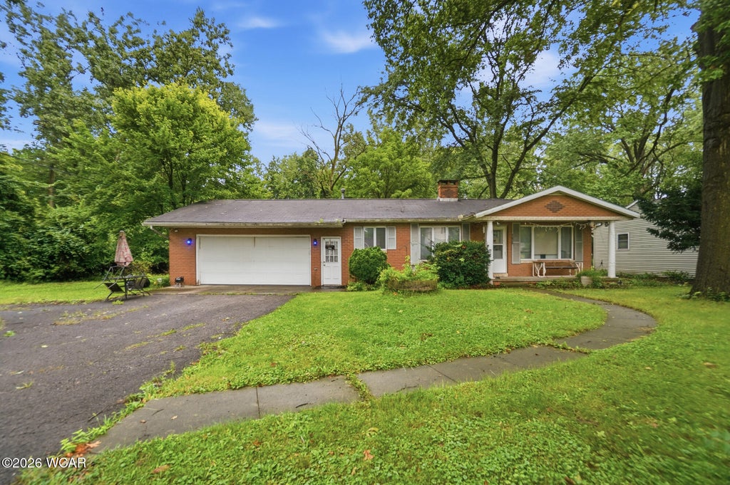 Photo of 1472 Feeman Avenue, Lima, OH 45805 (MLS # 311177)
