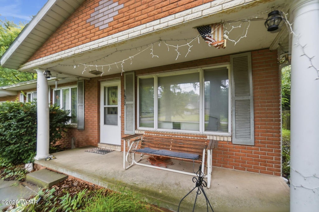 Photo of 1472 Feeman Avenue, Lima, OH 45805 (MLS # 311177)