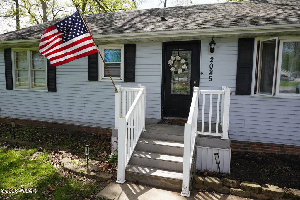 Photo of 2025 Lyn Grove Drive, Lima, OH 45806 (MLS # 310630)