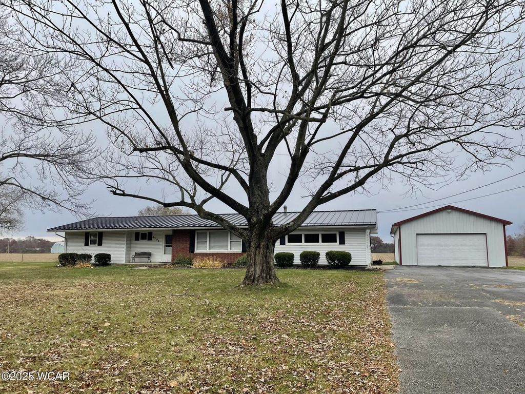 Photo of 4701 W Elm Street, Lima, OH 45807 (MLS # 308861)