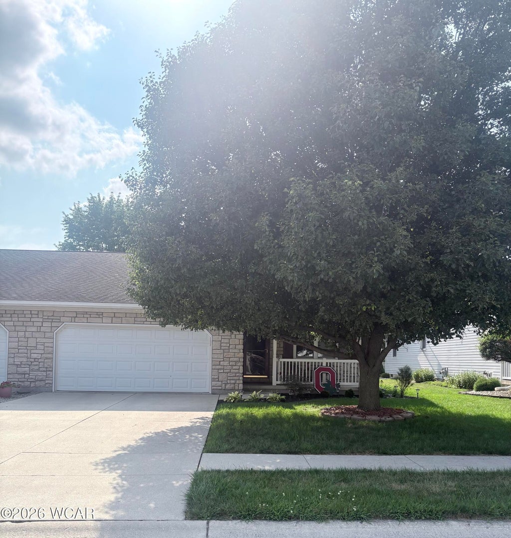 Photo of 109 Cheyenne Drive, Wapakoneta, OH 45895 (MLS # 310963)