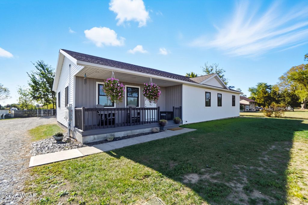 Photo of 8900 N Dixie Highway, Bluffton, OH 45817 (MLS # 308248)