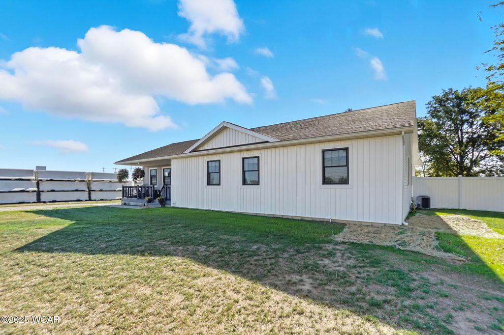 Photo of 8900 N Dixie Highway, Bluffton, OH 45817 (MLS # 308248)