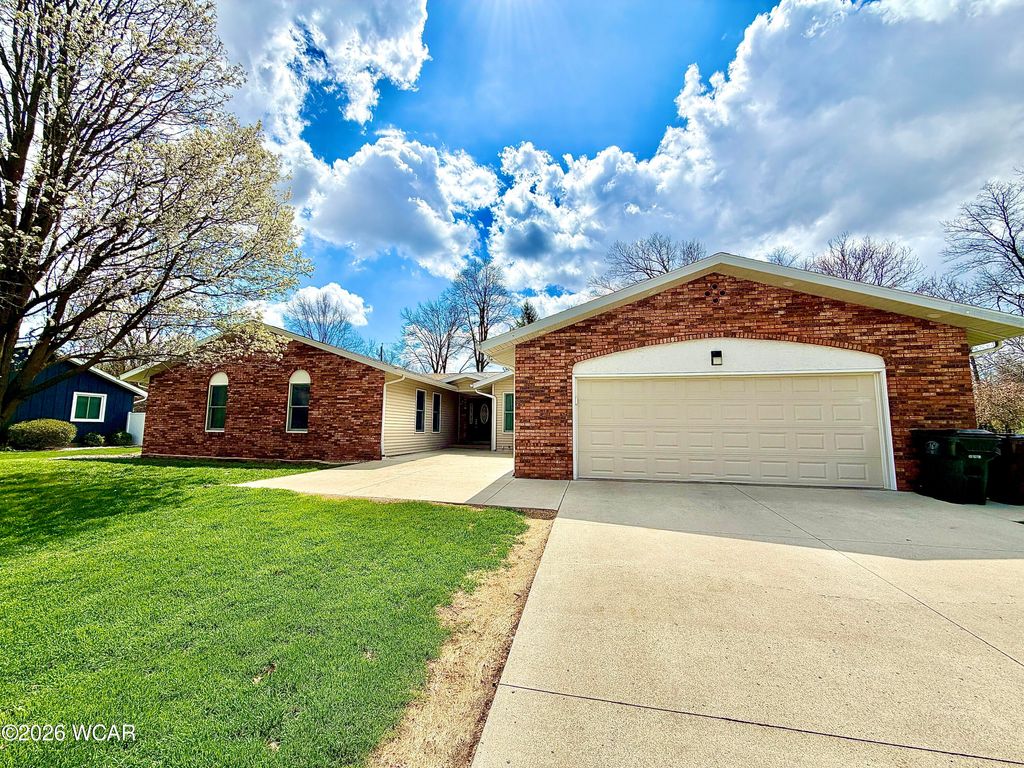 Photo of 4839 Sycamore St, Elida, OH 45807 (MLS # 309871)