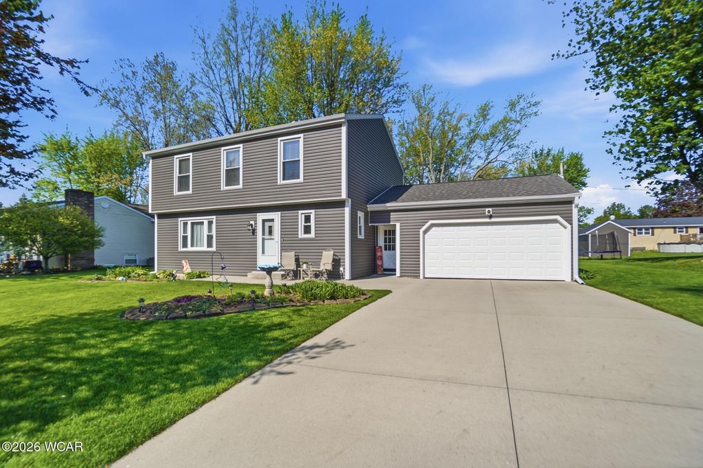 Photo of 1452 W Shore Drive, Lima, OH 45805 (MLS # 310036)