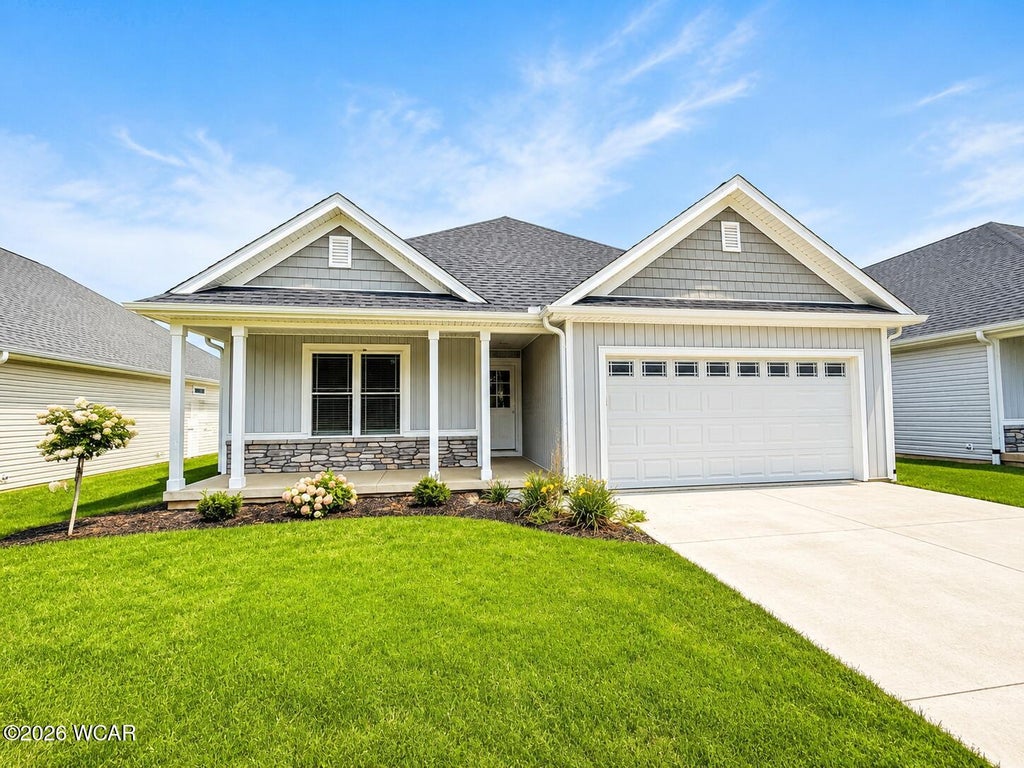 Photo of 206 Eagles Point Street E, Lima, OH 45807 (MLS # 311161)