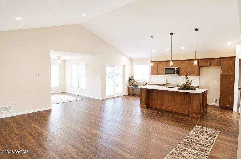 Photo of 206 Eagles Point Street E, Lima, OH 45807 (MLS # 311161)
