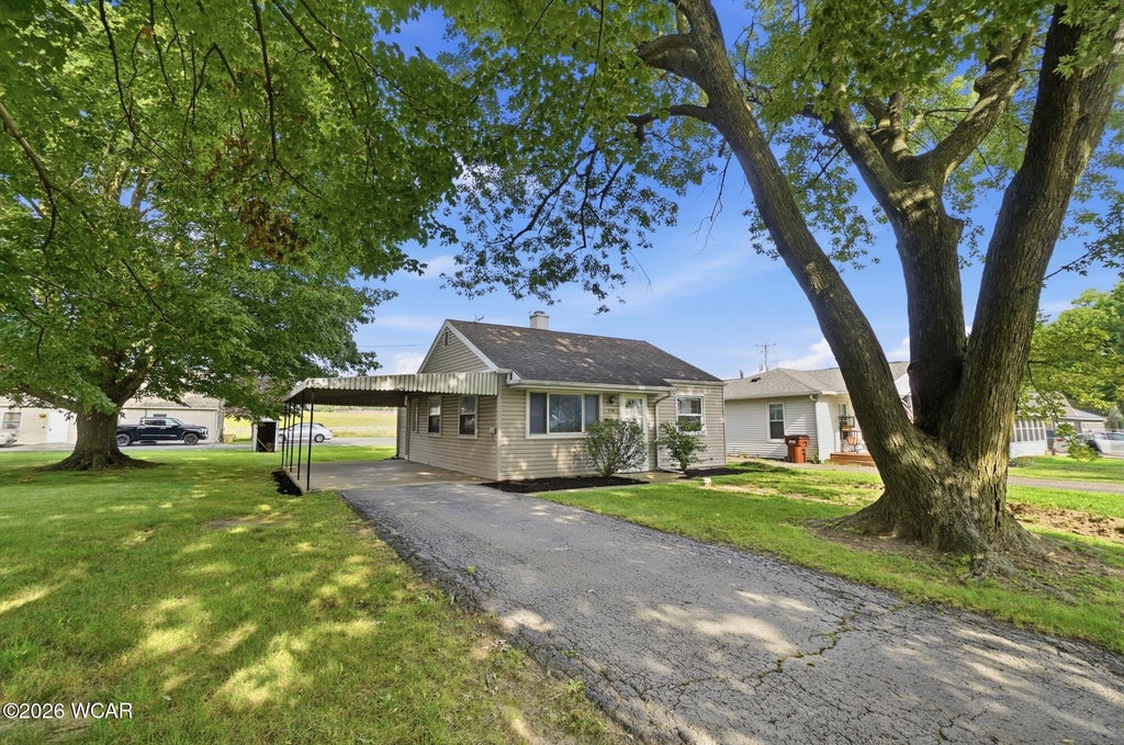 Photo of 710 Saratoga Avenue, Lima, OH 45804 (MLS # 311077)