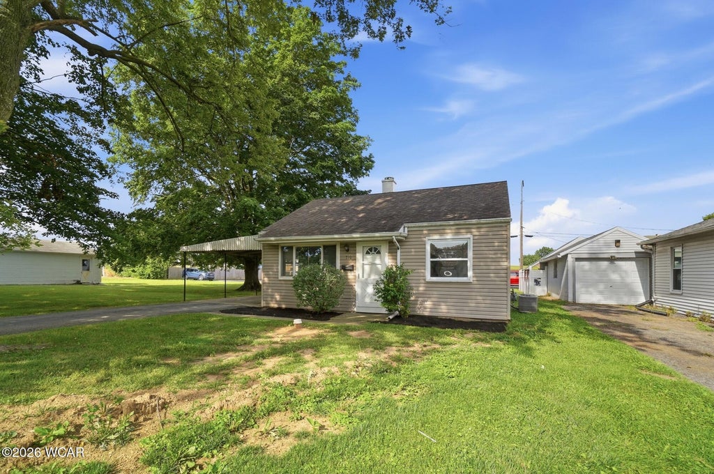 Photo of 710 Saratoga Avenue, Lima, OH 45804 (MLS # 311077)