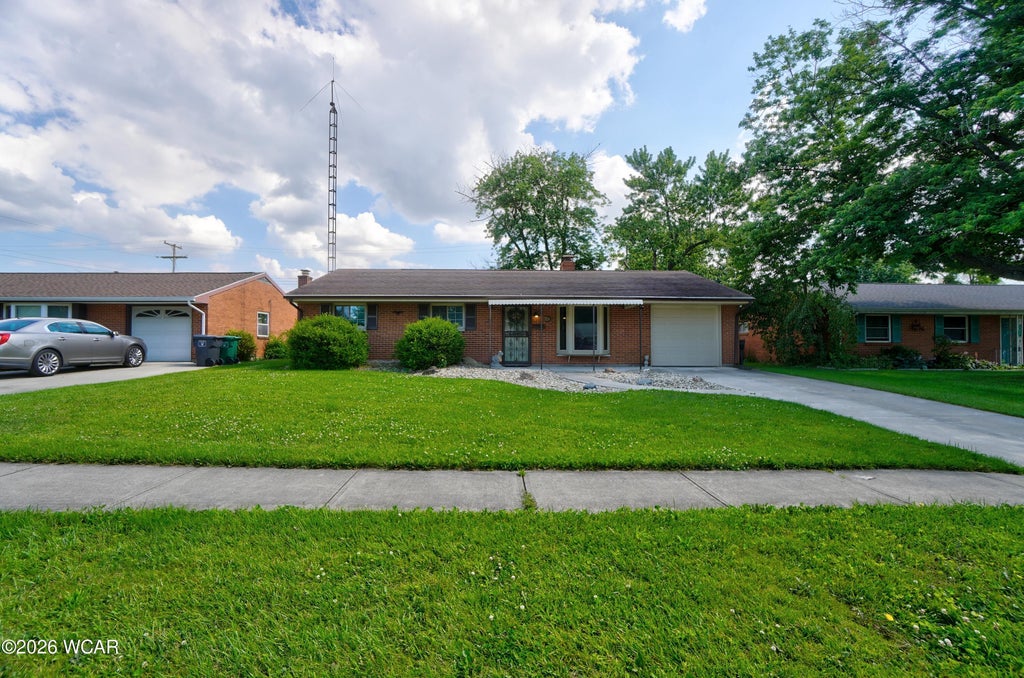 Photo of 719 Lewis Boulevard, Lima, OH 45801 (MLS # 310637)