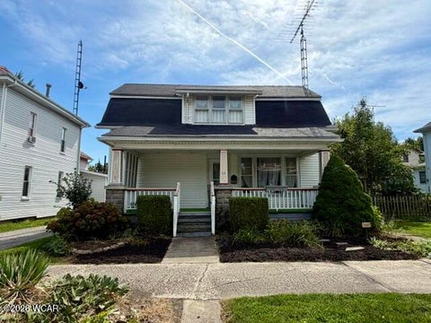 Photo for 414 E Franklin Street