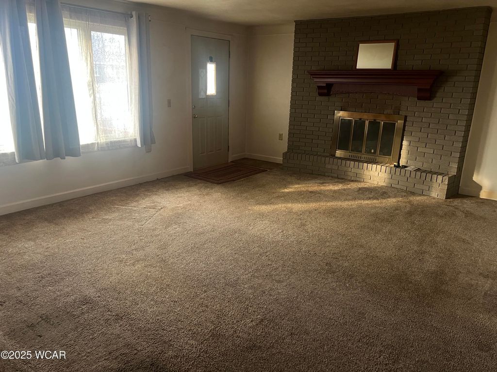 Photo of 2568 Susan Ann Drive, Lima, OH 45804 (MLS # 308900)