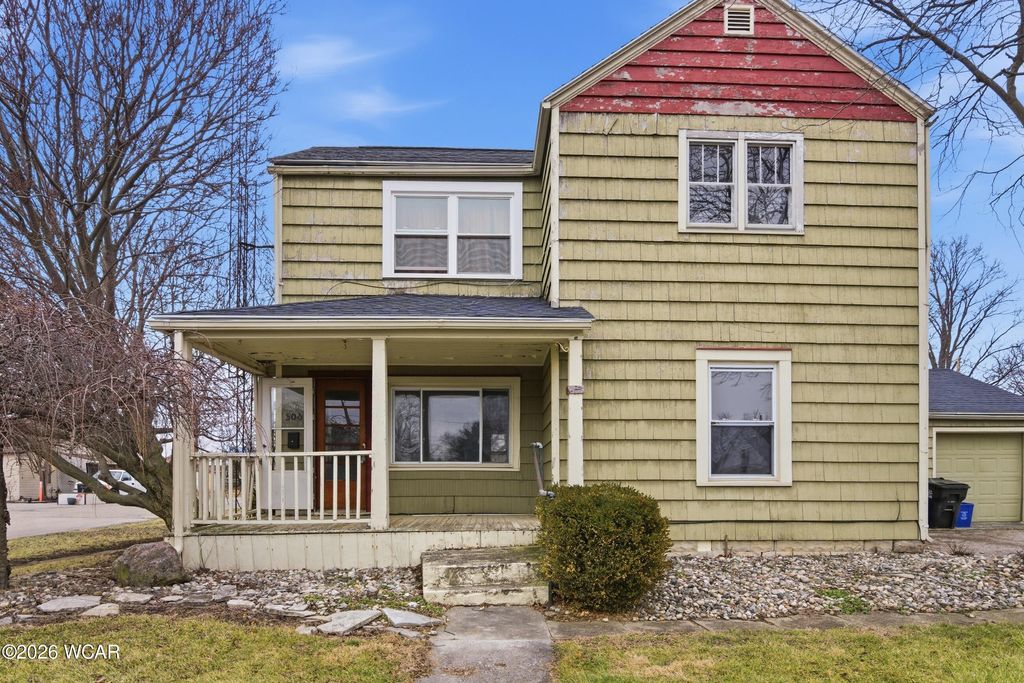 Photo of 300 S Wayne Street, Van Wert, OH 45891 (MLS # 309522)