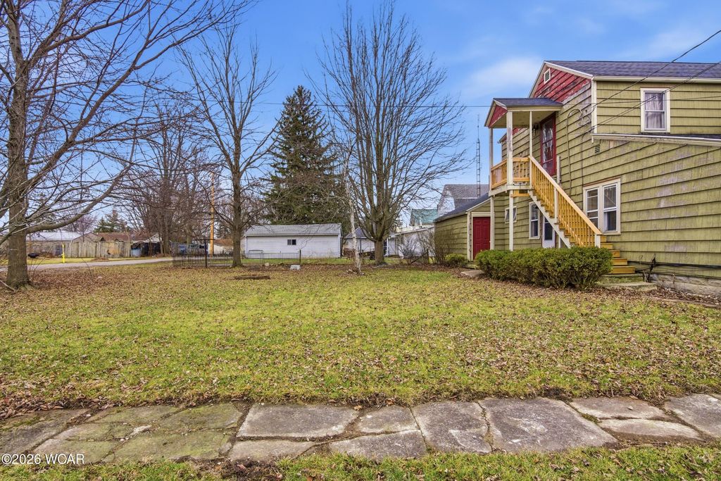 Photo of 300 S Wayne Street, Van Wert, OH 45891 (MLS # 309522)