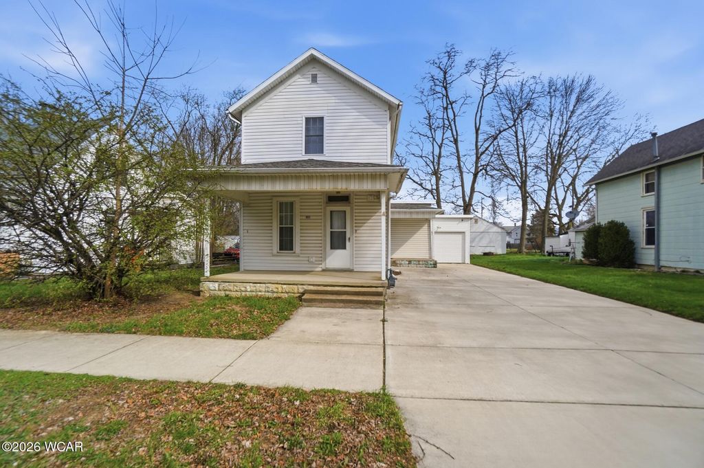 Photo of 522 W Front Street, Findlay, OH 45840 (MLS # 309853)