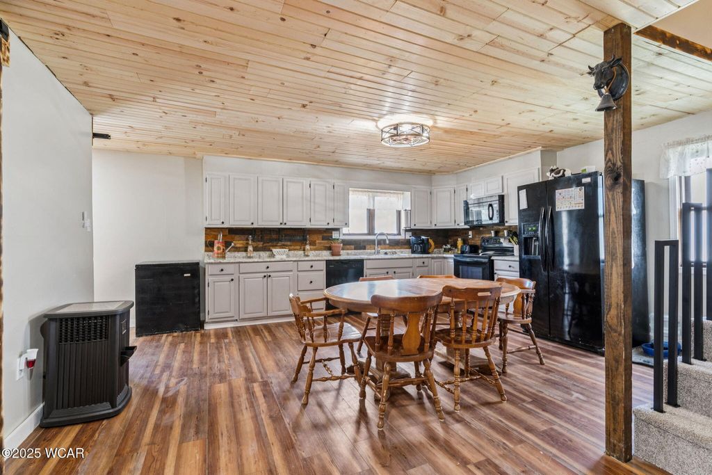 Photo of 289 E E Center St. Street, West Mansfield, OH 43358 (MLS # 308560)