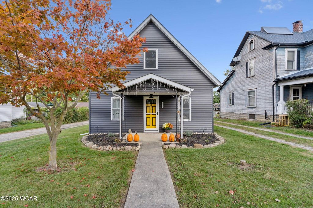 Photo of 289 E E Center St. Street, West Mansfield, OH 43358 (MLS # 308560)