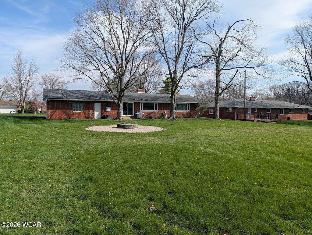 Photo of 135 Sunset Drive, Bluffton, OH 45817 (MLS # 309904)