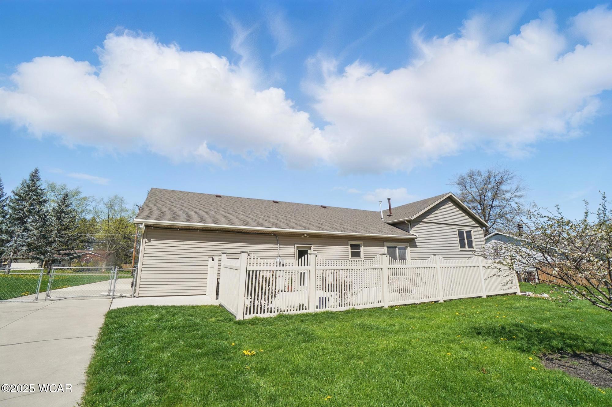 Lima, Ohio 45805, United States, 4 Bedrooms Bedrooms, ,3 BathroomsBathrooms,Residential,Active,113270