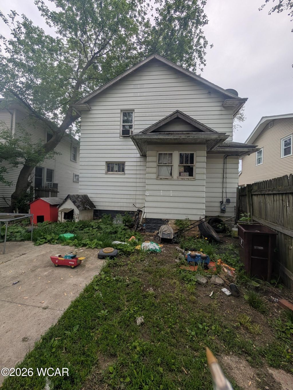 Photo of 576 W Grand Avenue, Lima, OH 45801 (MLS # 310270)