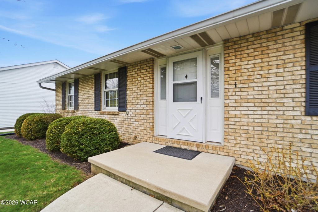 Photo of 8 Harwood Lane, Cridersville, OH 45806 (MLS # 309728)