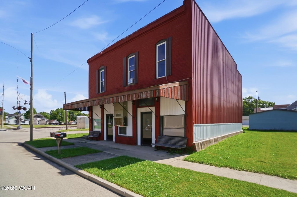 Photo of 105 N Main Street, Rawson, OH 45881 (MLS # 310543)