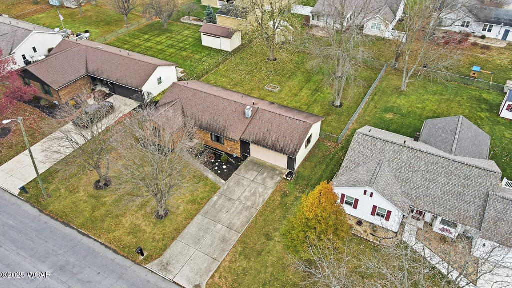 Photo of 3036 Whippoorwill Avenue, Lima, OH 45807 (MLS # 308888)