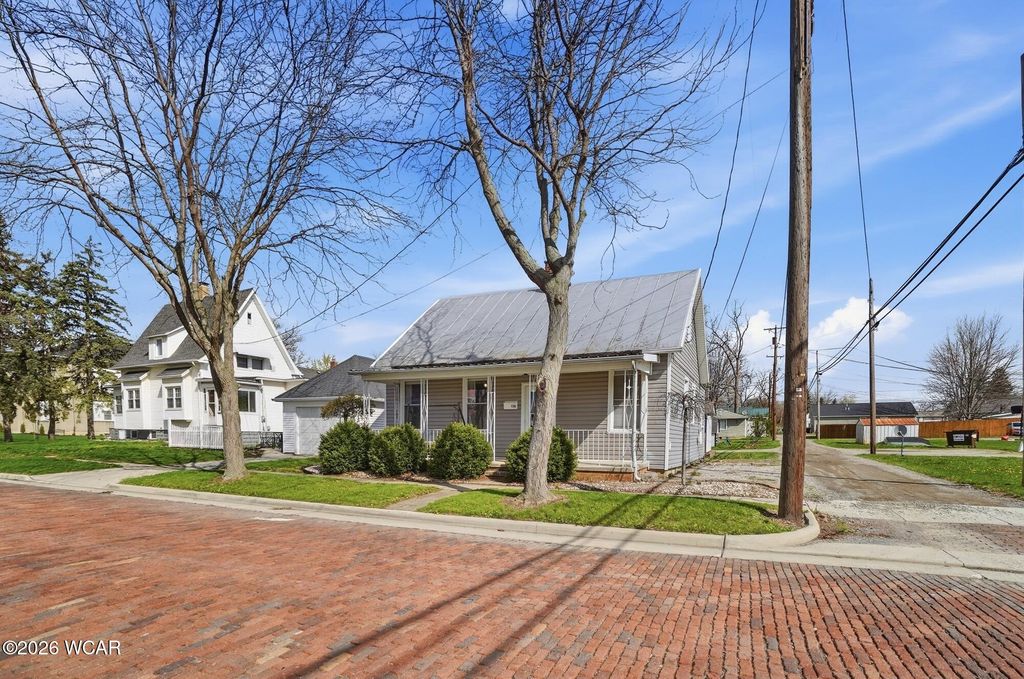 Photo of 136 W Third Street, Ottawa, OH 45875 (MLS # 309851)