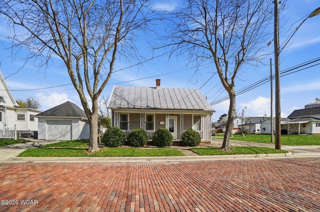 Photo of 136 W Third Street, Ottawa, OH 45875 (MLS # 309851)