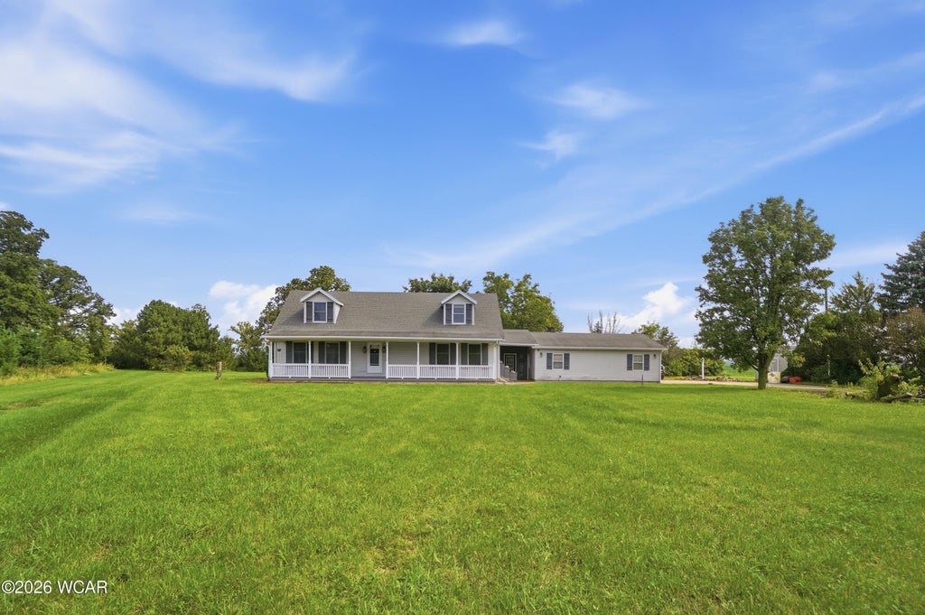 Photo of 3611 E Hanthorn Road, Lima, OH 45804 (MLS # 311019)