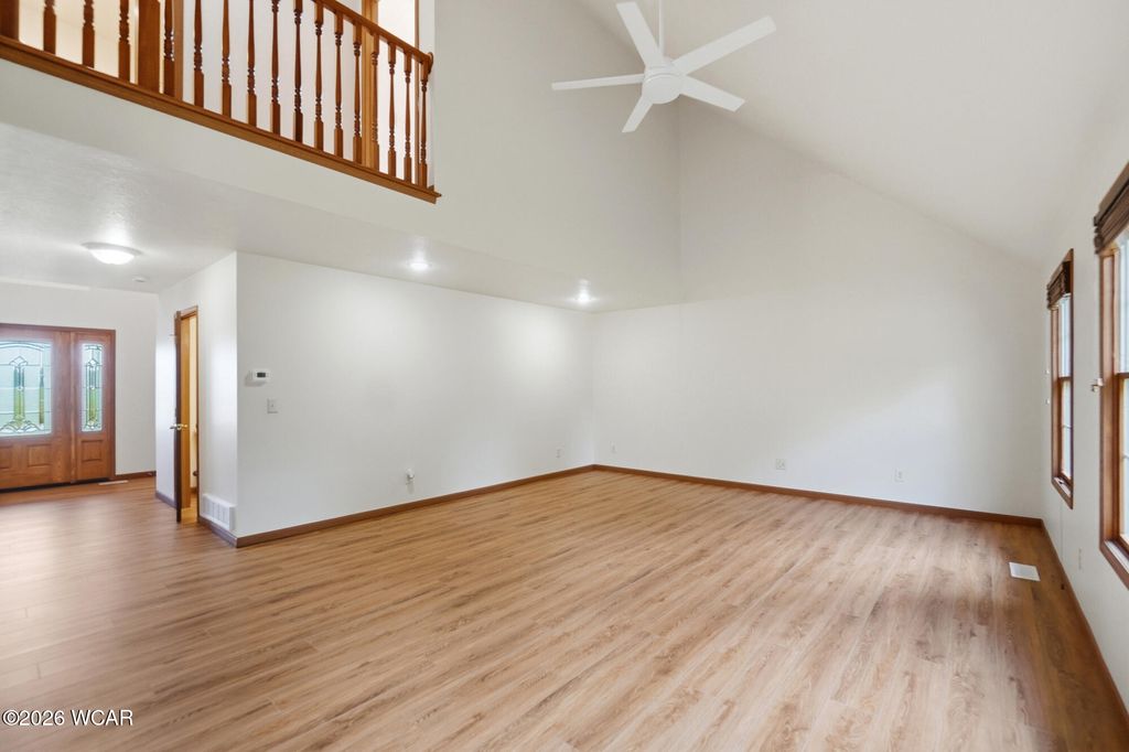 Photo of 4044 E Bluelick Road, Lima, OH 45801 (MLS # 310884)