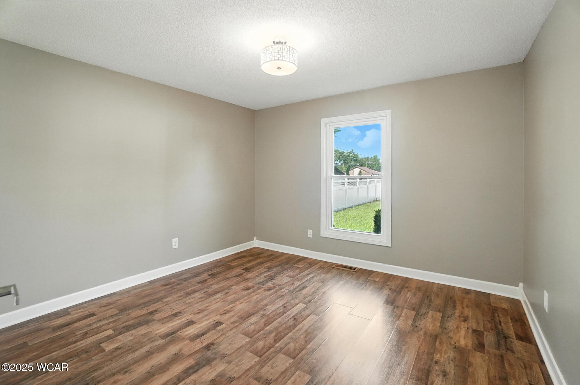 Lima, Ohio 45807, United States, 3 Bedrooms Bedrooms, ,2 BathroomsBathrooms,Residential,Active,182580