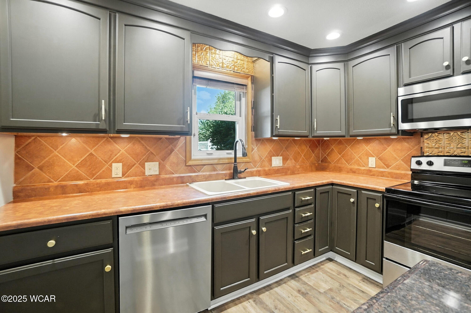 Lima, Ohio 45807, United States, 3 Bedrooms Bedrooms, ,2 BathroomsBathrooms,Residential,Active,182580