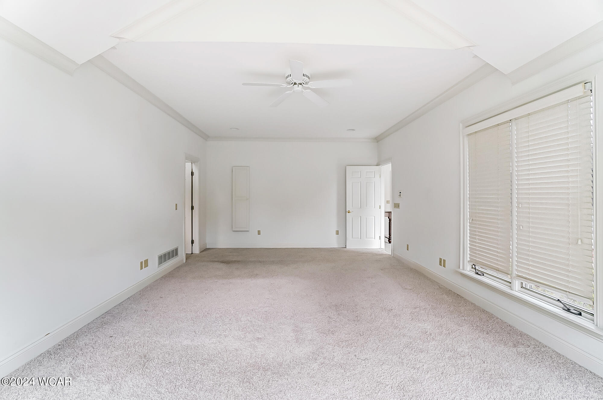 Lima, Ohio 45805, United States, 3 Bedrooms Bedrooms, ,5 BathroomsBathrooms,Residential,Pending,55983