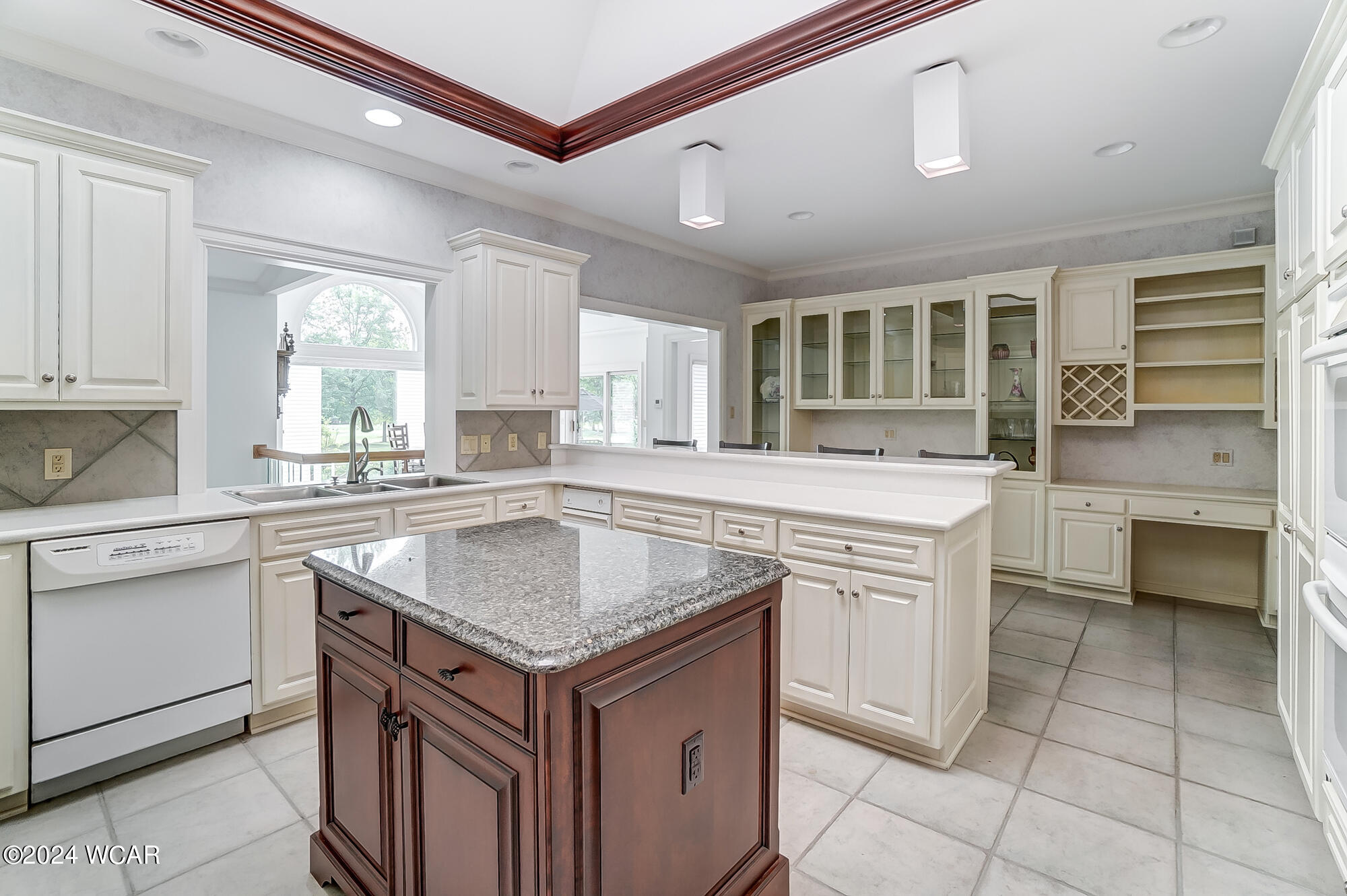 Lima, Ohio 45805, United States, 3 Bedrooms Bedrooms, ,5 BathroomsBathrooms,Residential,Pending,55983