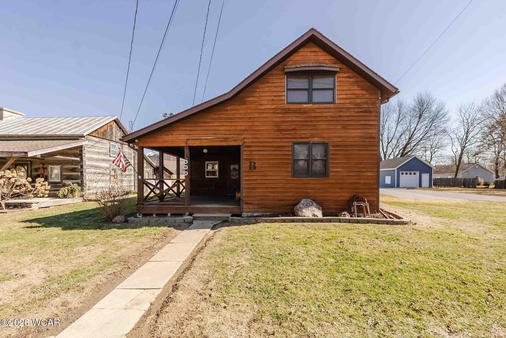 Photo of 403 S Jefferson Street, Pandora, OH 45877 (MLS # 309586)