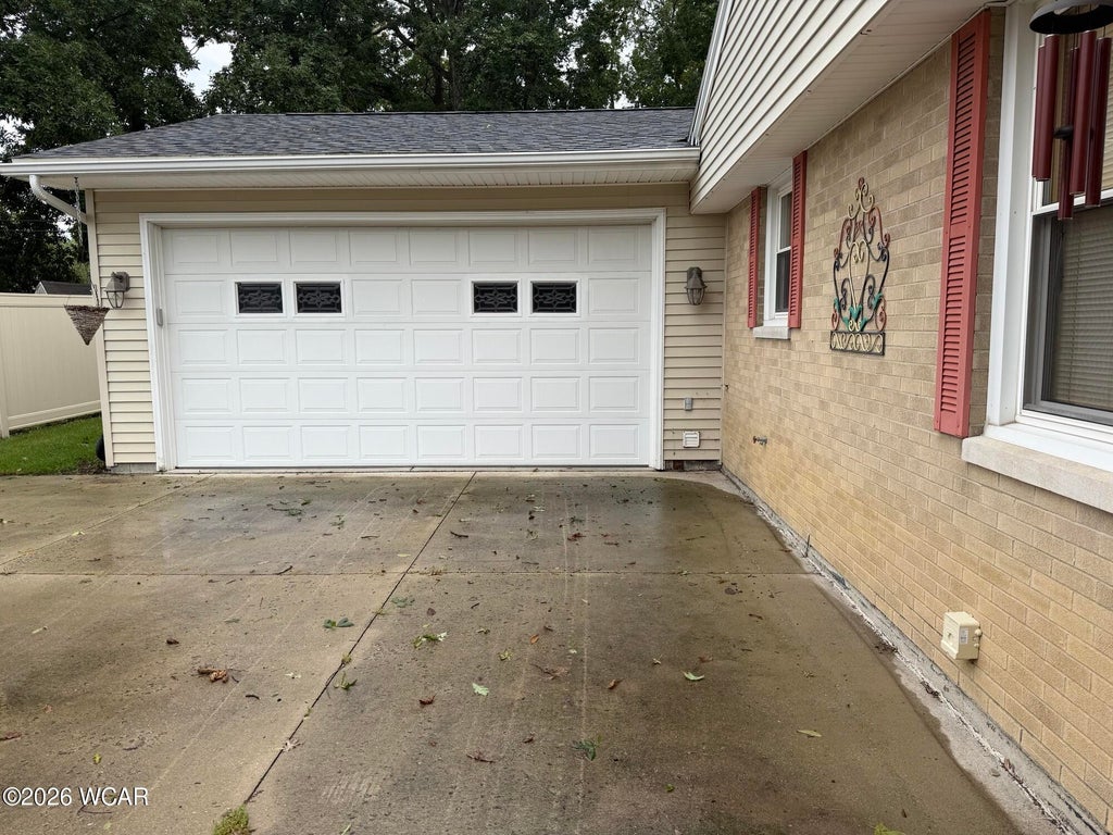 Photo of 1939 Lyn Grove Drive, Cridersville, OH 45806 (MLS # 311167)