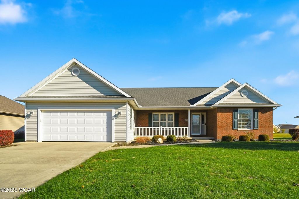 Photo of 1020 Timber Trail, Wapakoneta, OH 45895 (MLS # 308859)