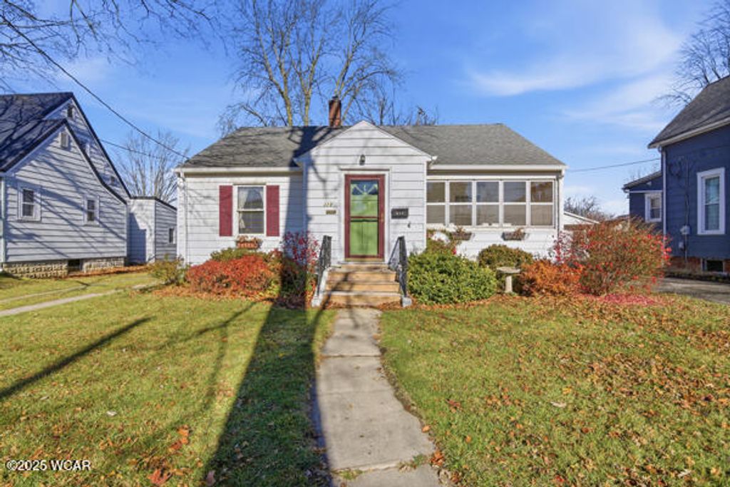 Photo of 323 Gordon Avenue, Van Wert, OH 45891 (MLS # 308936)