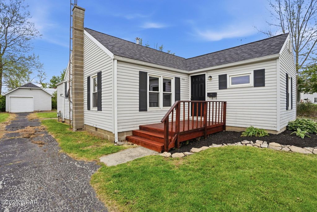 Photo of 310 S High Street, Kenton, OH 43326 (MLS # 310213)