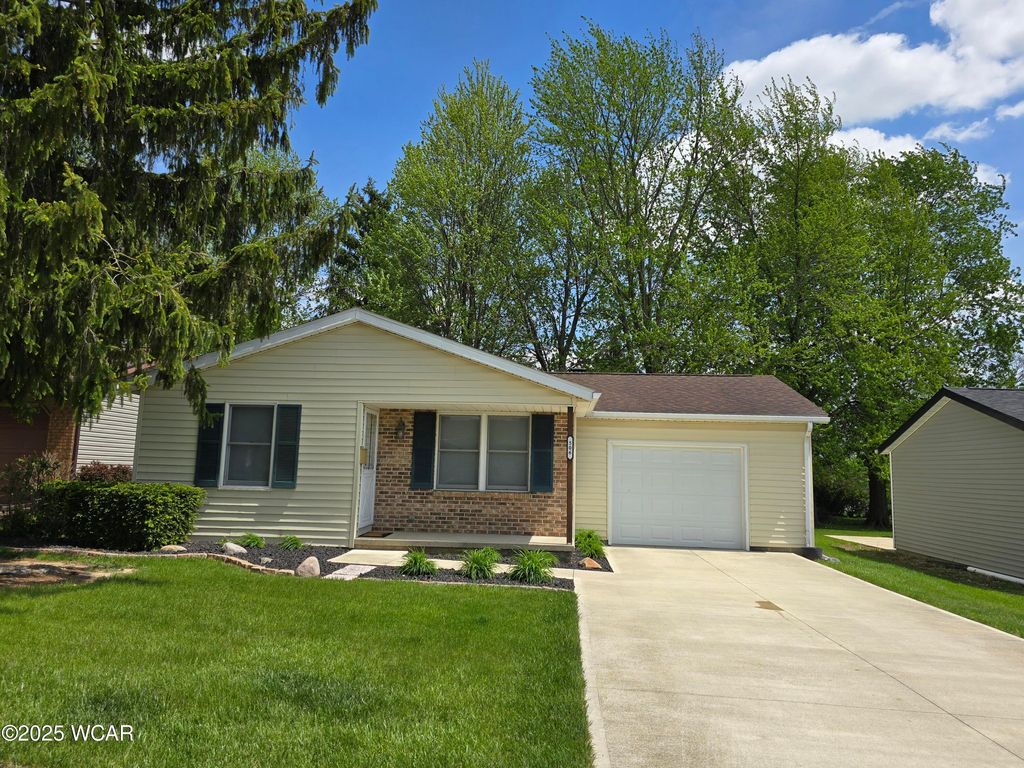 Photo of 506 Van Buren Street, Wapakoneta, OH 45895 (MLS # 308819)