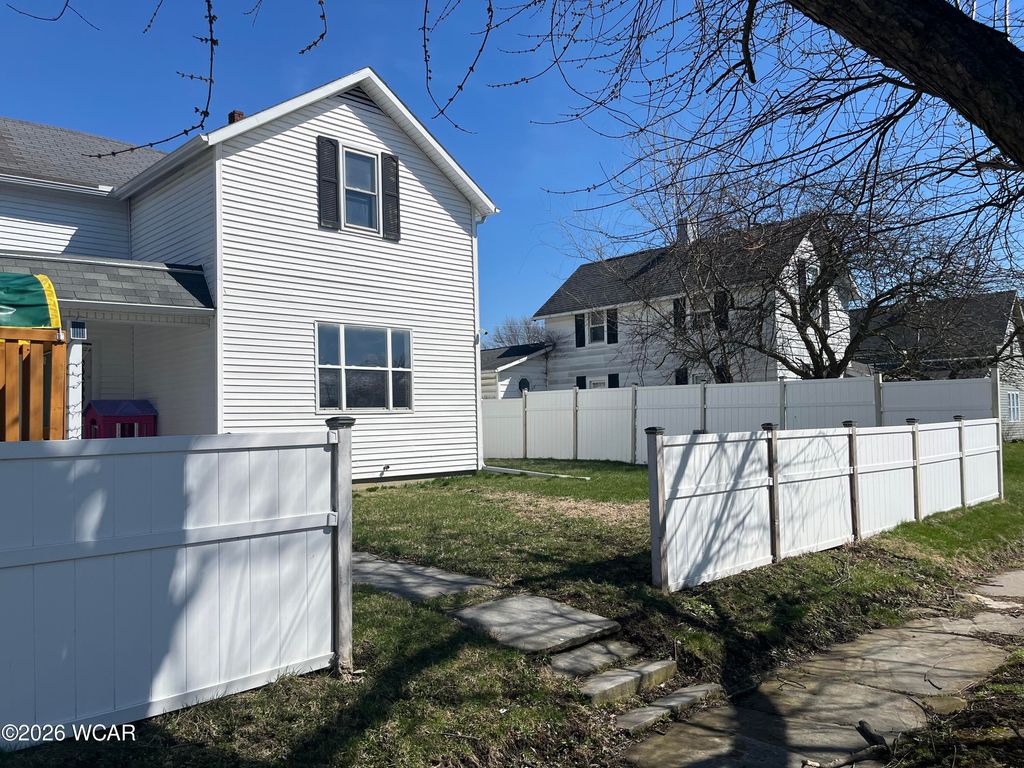 Photo of 703 S Detroit Street, Kenton, OH 43326 (MLS # 309713)