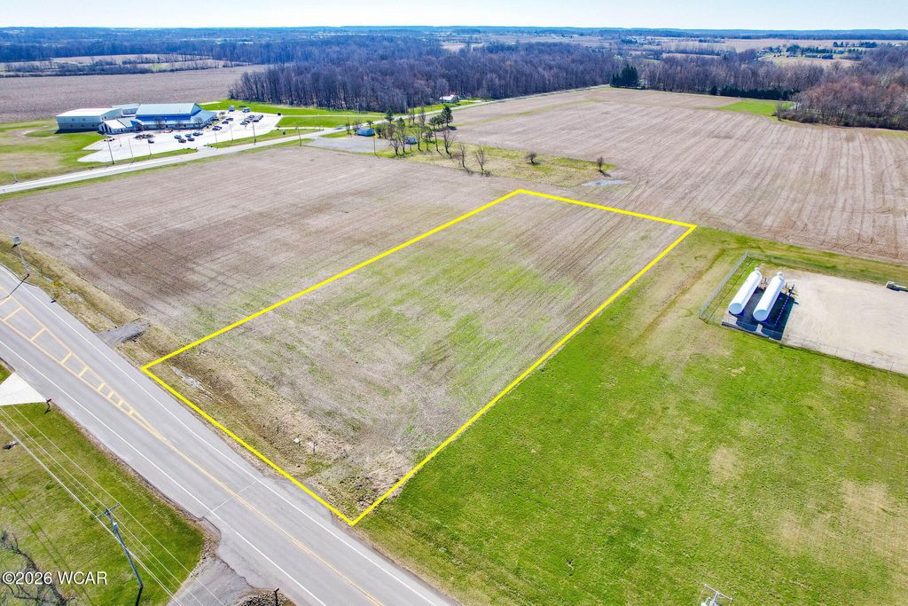 Photo of 4786 Harding Highway, Lima, OH 45804 (MLS # 309766)