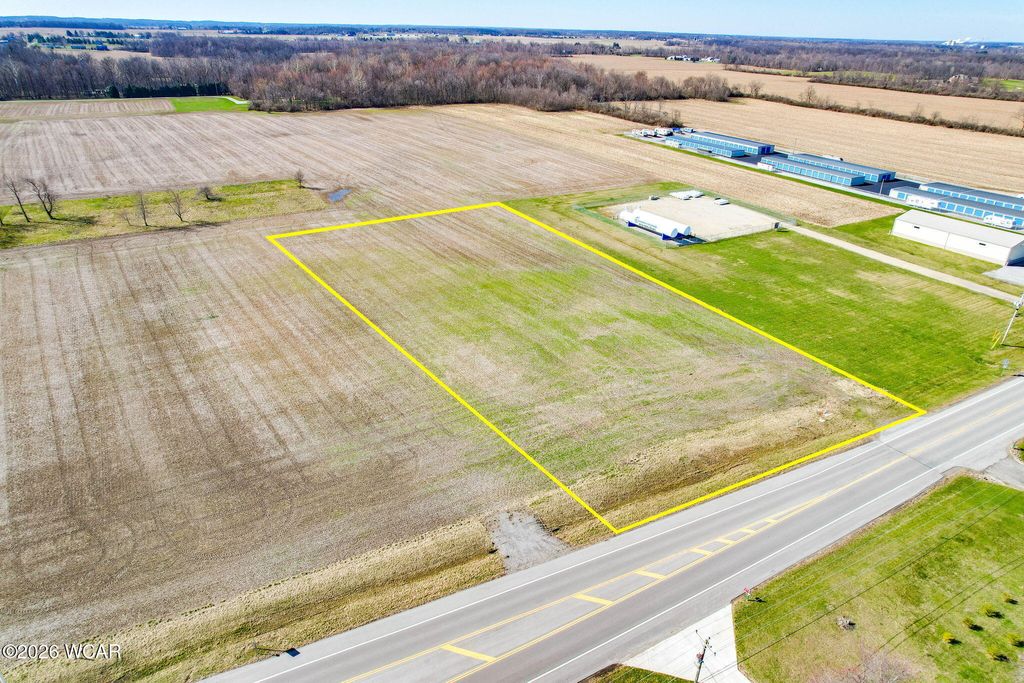 Photo of 4786 Harding Highway, Lima, OH 45804 (MLS # 309766)