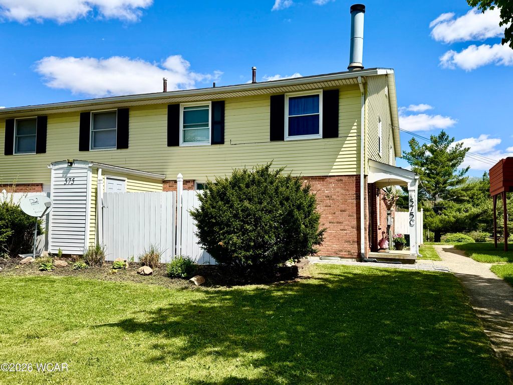 Photo of 575 Monticello Avenue, Lima, OH 45804 (MLS # 310002)