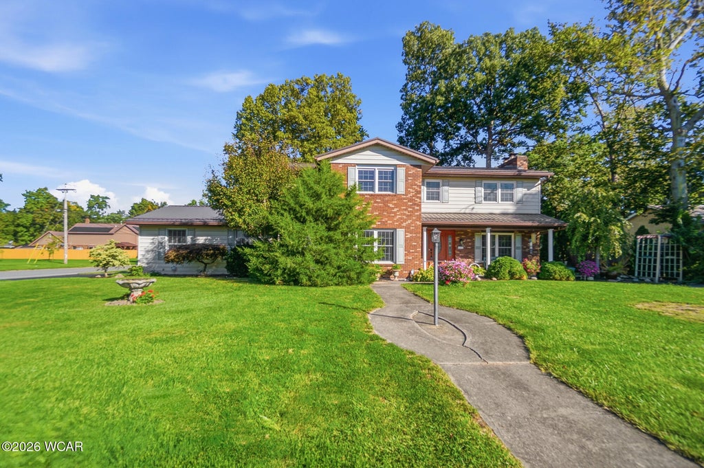 Photo of 1592 Northbrook Drive, Lima, OH 45805 (MLS # 311937)
