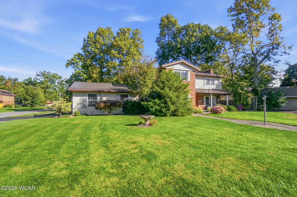 Photo of 1592 Northbrook Drive, Lima, OH 45805 (MLS # 311937)