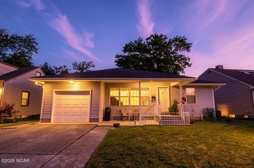 Photo of 529 N Nixon Avenue, Lima, OH 45805 (MLS # 311002)